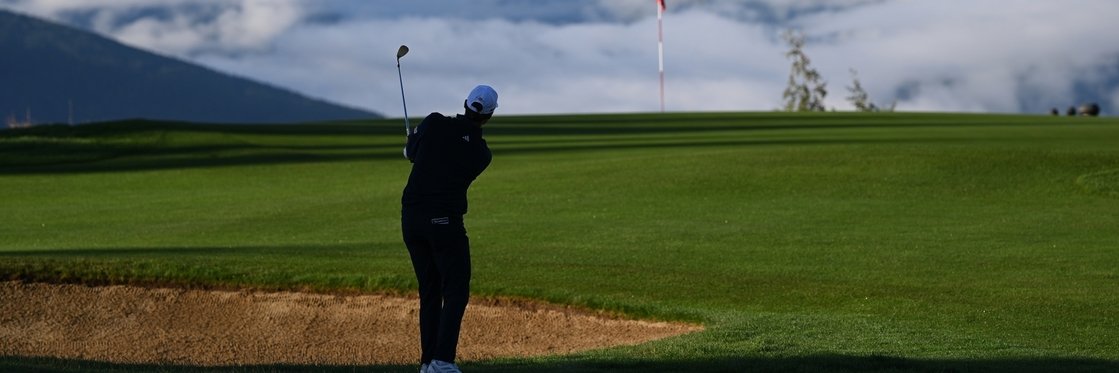 CRANS-MONTANA, SWITZERLAND - AUGUST 29: Rasmus Hojgaard of Denmark plays his second shot on the seventh hole on day two of the Omega European Masters 2025 at Crans-sur-Sierre Golf Club on August 29, 2025 in Crans-Montana, Switzerland. (Photo by Stuart Franklin/Getty Images)