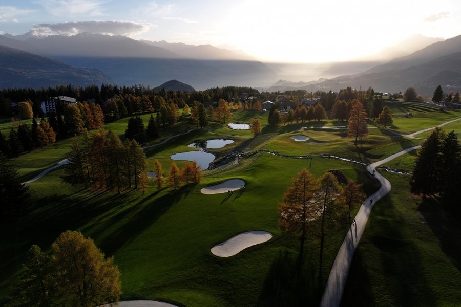 Approach and green of hole n°17 Approach and green of hole n°17